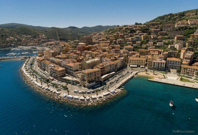 Вілла Ampio Monolocale Con Balcone Fronte Mare Порто-Санто-Стефано Екстер'єр фото